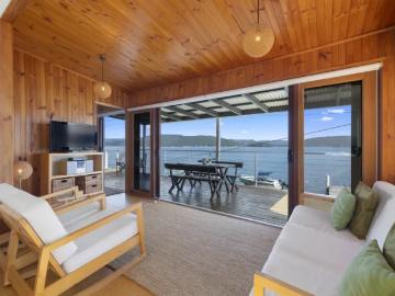 House 2 Bedroom For Rent Little Wobby NSW ES102312098