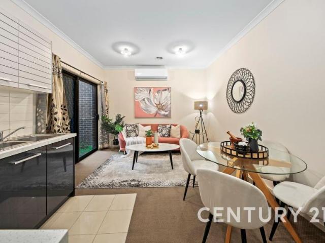 House 2 Bedroom For Rent Noble Park, ES103358904