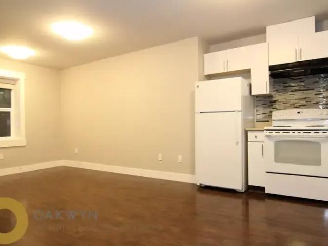 House 2 Bedroom For Rent North Vancouver BC 2000 ES104401177