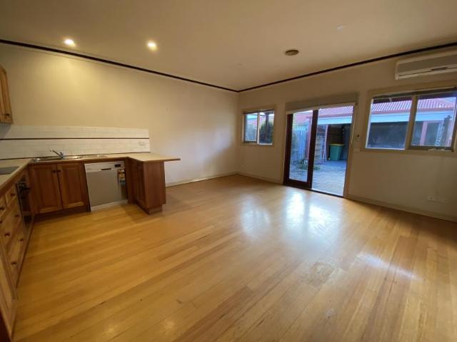 House 2 Bedroom For Rent Northcote VIC 770 ES105863164