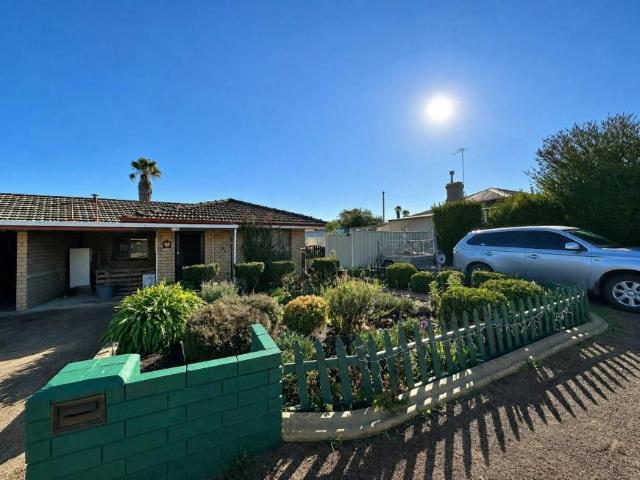 House 2 Bedroom For Rent Narrogin WA 330000 ES105932976