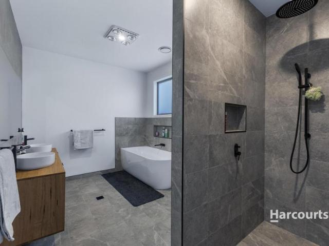House 2 Bedroom For Rent Somerset TAS ES106030218
