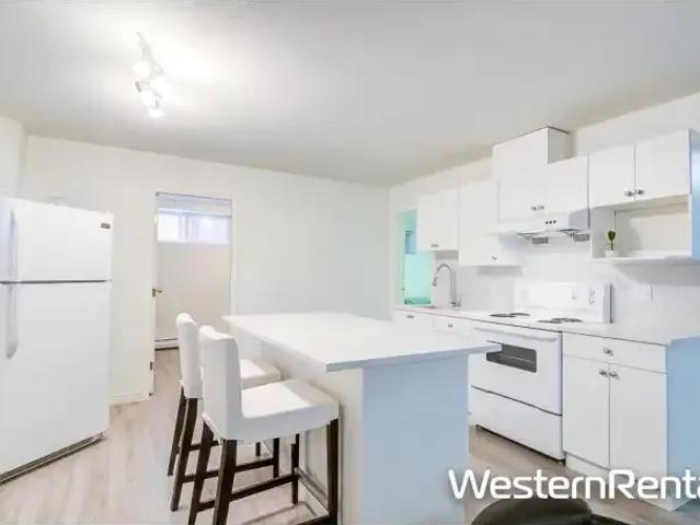 House 2 Bedroom For Rent Surrey BC 1600 ES105072169