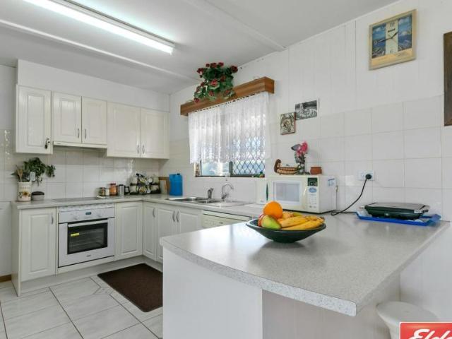 House 2 Bedroom For Rent Port Vincent SA ES105932562