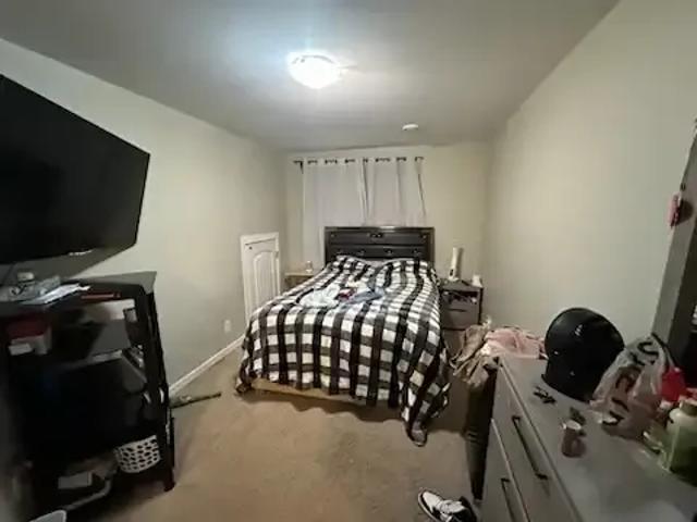 House 2 Bedroom For Rent Regina SK 1300 ES105071822