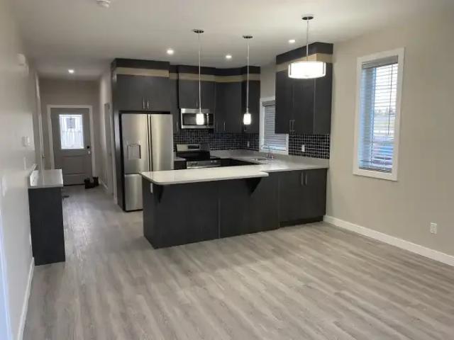 House 2 Bedroom For Rent Wetaskiwin AB 1595 ES105377613