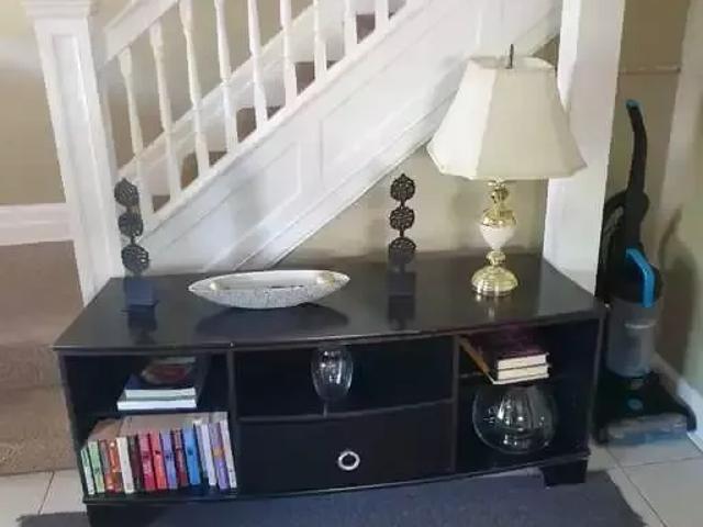 House 2 Bedroom For Rent Windsor ON 600 ES104597774
