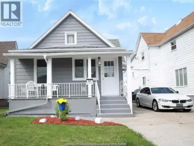 House 2 Bedroom For Rent Windsor ON 1300 ES104877016