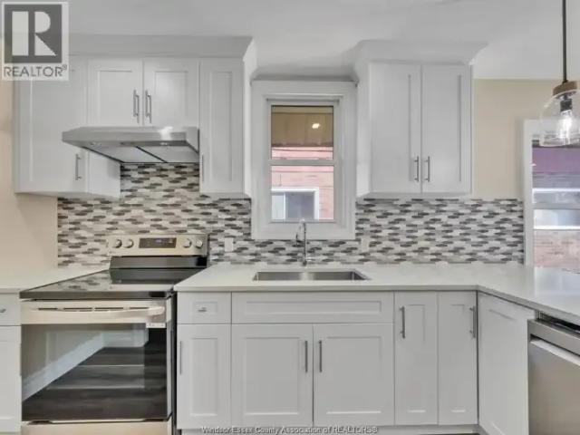 House 2 Bedroom For Rent Windsor ON 1799 ES103542370