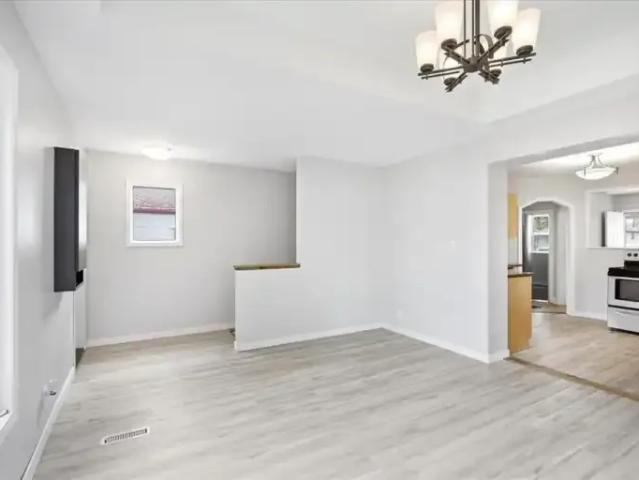 House 2 Bedroom For Rent Winnipeg MB 1700 ES105071841