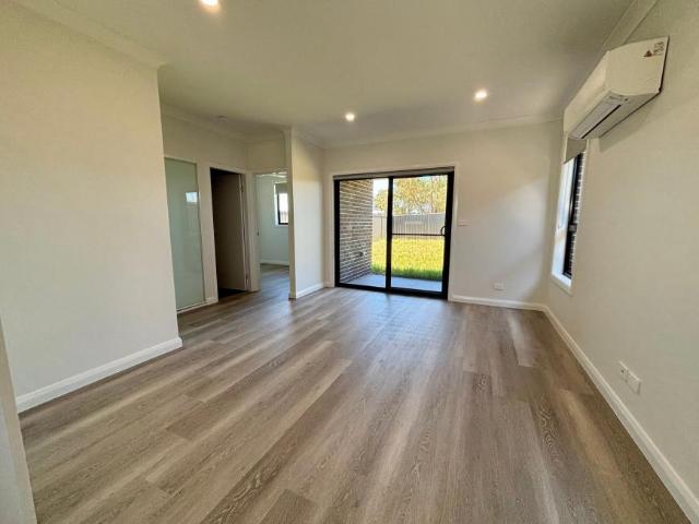 House 2 Bedroom For Rent TAMWORTH NSW 450 ES105970749