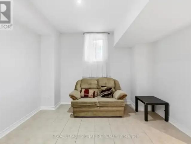 House 2 Bedroom For Rent Vaughan ON 2000 ES105360094