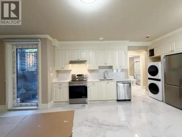 House 2 Bedroom For Rent Vancouver BC 2900 ES105048055