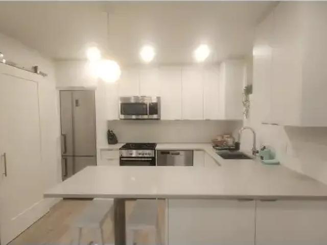 House 2 Bedroom For Rent Vancouver BC 3450 ES104598518