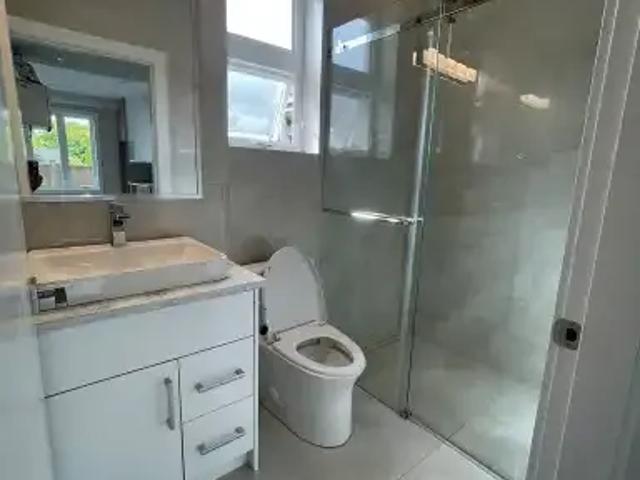 House 2 Bedroom For Rent Vancouver BC 3650 ELS104910297