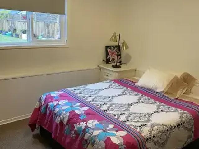 House 2 Bedroom For Rent Victoria BC 1900 ES105378451