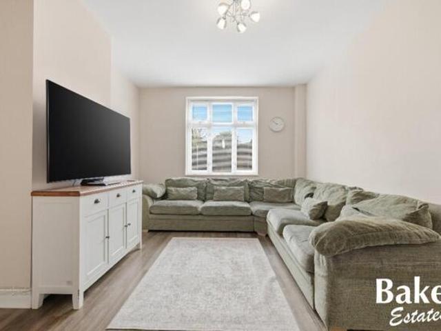 House 2 Bedroom For Sale Dagenham Greater London 450000 ES101168276