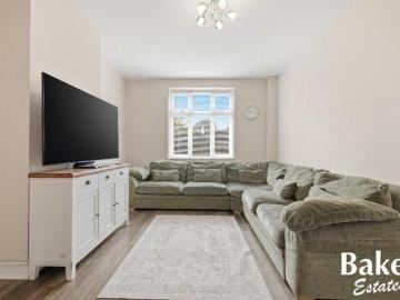 House 2 Bedroom For Sale Dagenham Greater London 450000 ES101168276
