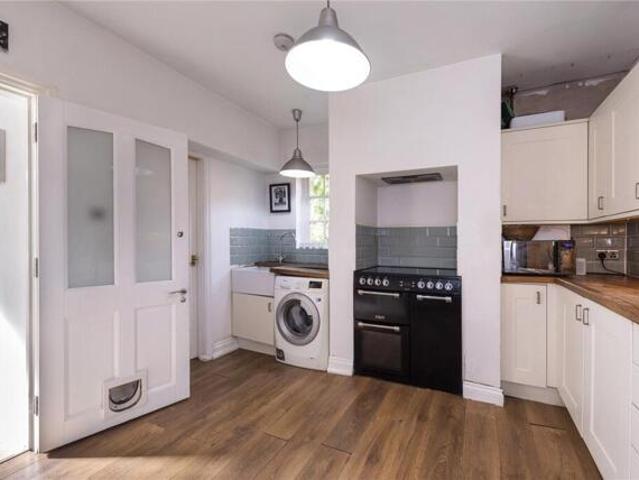 House 2 Bedroom For Sale Edenbridge Kent 325000 ES101100033