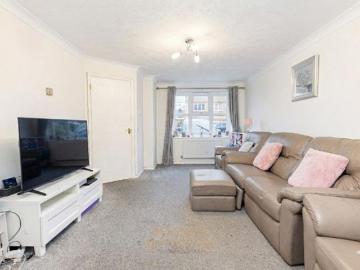 House 2 Bedroom For Sale Surrey West Sussex 340000 ES100685085