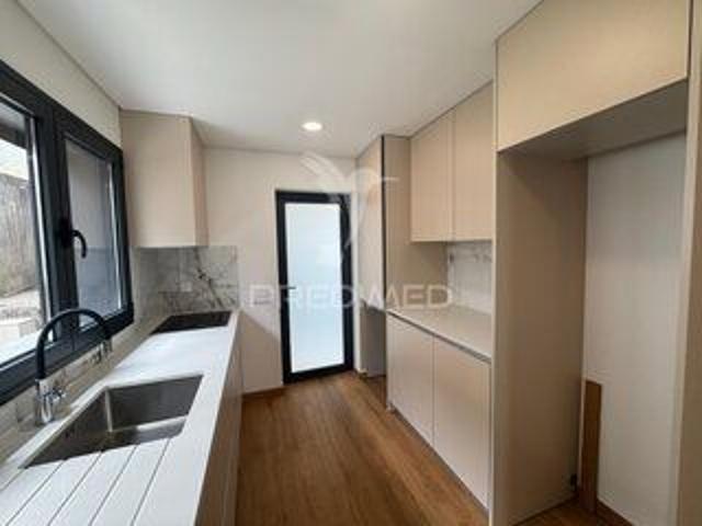 House 2 bedrooms Caldelas Guimarães for rent