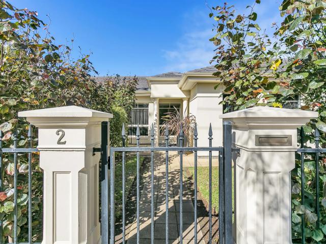house 2 Warren Avenue, Glenelg North