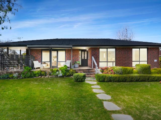 house 33 Sanders Road, Frankston South