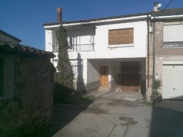 Casa en venta en Arenas de Iguña, Cantabria en Calle Arenas De Iguña