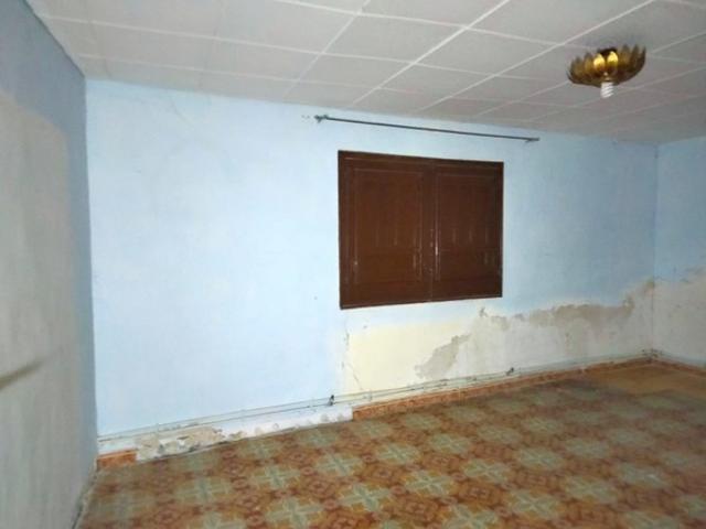 Casa en venta en Samper de Calanda, Teruel en Calle MAYOR