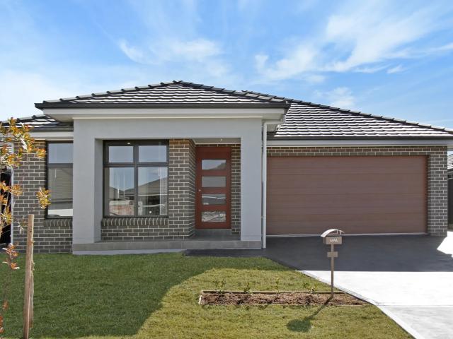 house 30B Arena Street, Spring Farm