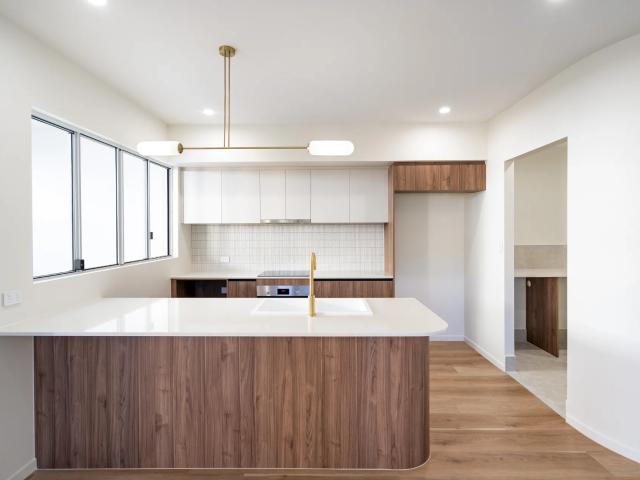 house 3/20 22 Old Smithfield Road, Freshwater