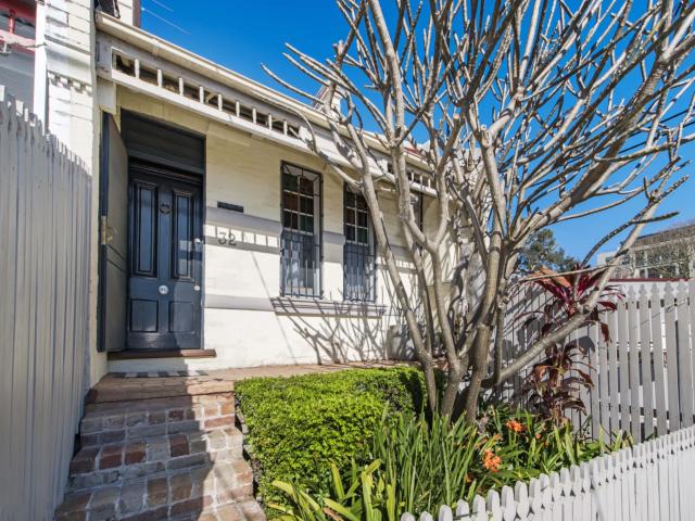house 32 Booth Street, Annandale