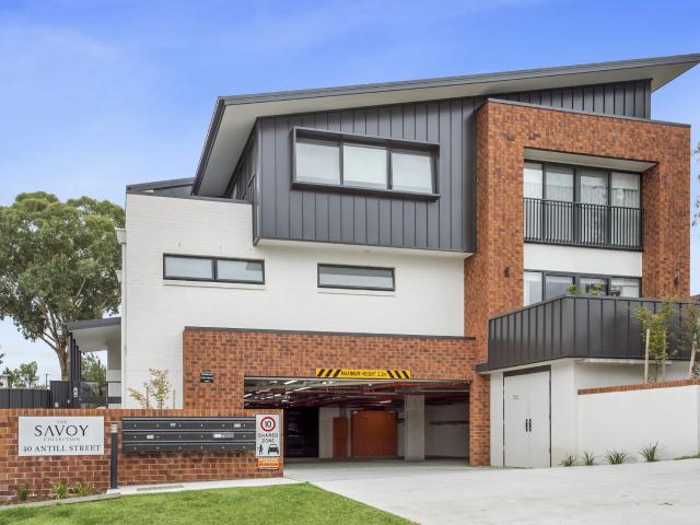 house 3/40 Antill Street, Queanbeyan