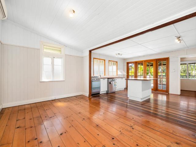 house 36 Lancaster Street, Coorparoo