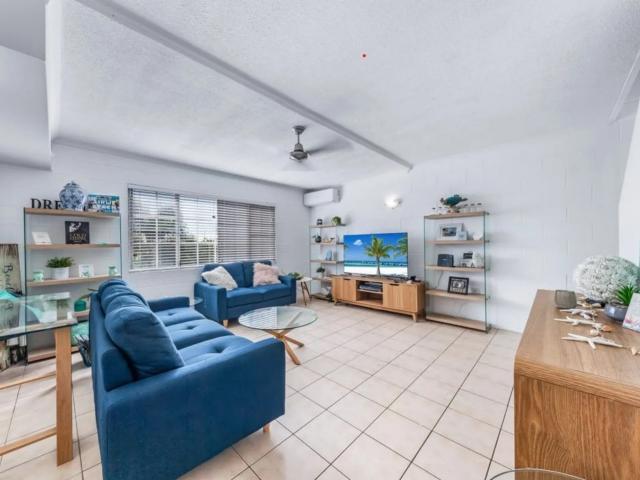 house 38/3 Eshelby Drive, Cannonvale