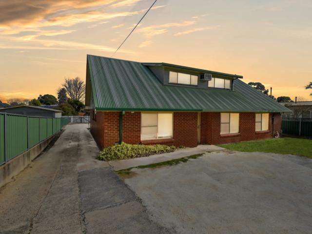 house 3/9 Wakeford Street, Orange