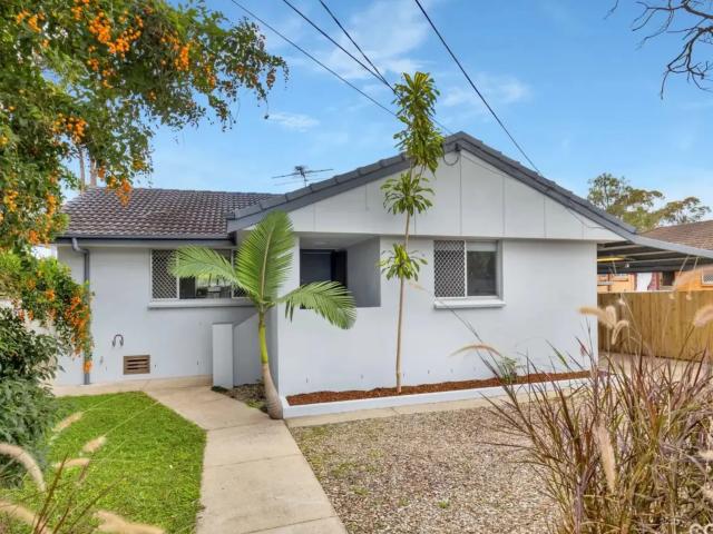 house 3 Milbun Street, Woodridge