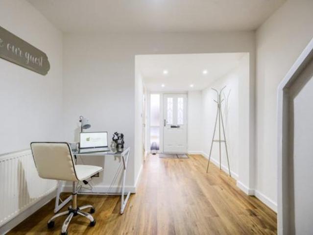 House 3 Bedroom For Rent Coventry Coventry 5200 ES65827341