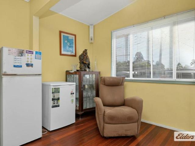 House 3 Bedroom For Rent Cooee Bay QLD ES105933166
