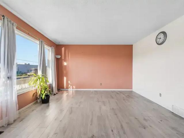 House 3 Bedroom For Rent Calgary AB 1600 ES105543488