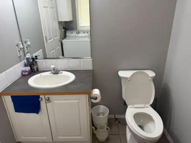 House 3 Bedroom For Rent Calgary AB 2000 ES104506876