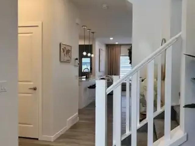 House 3 Bedroom For Rent Calgary AB 2100 ES105654076