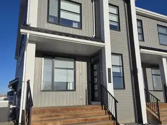 House 3 Bedroom For Rent Calgary AB 2190 ES103694758
