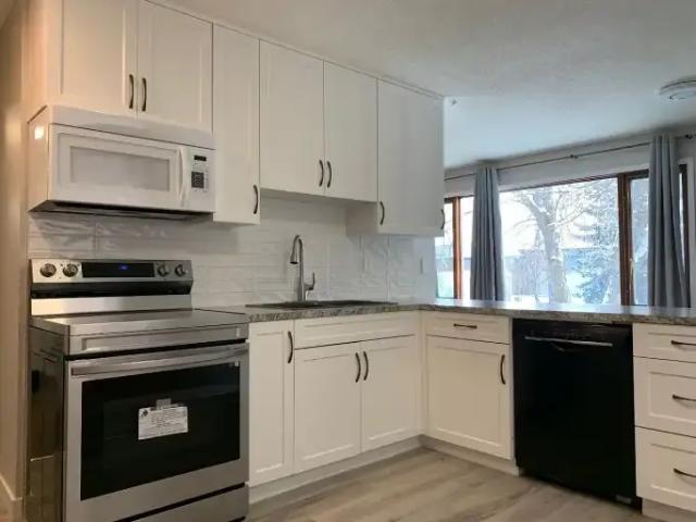 House 3 Bedroom For Rent Calgary AB 2200 ES105525929