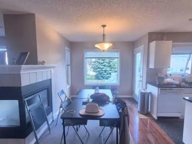 House 3 Bedroom For Rent Calgary AB 2300 ES105674827