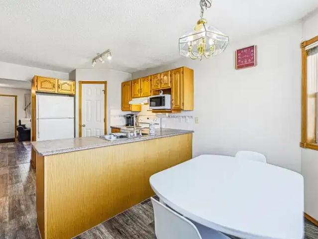 House 3 Bedroom For Rent Calgary AB 2500 ES104888652