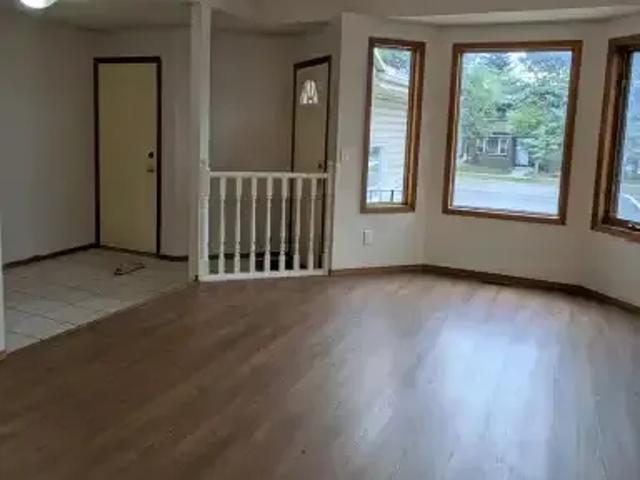House 3 Bedroom For Rent Calgary AB 2500 ES105248759