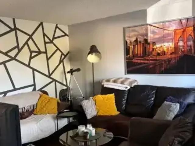 House 3 Bedroom For Rent Calgary AB 2500 ES105505923