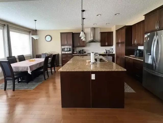 House 3 Bedroom For Rent Calgary AB 2700 ES105554478