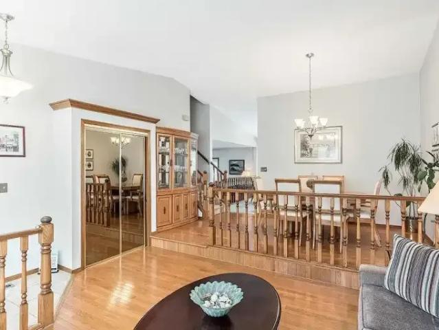 House 3 Bedroom For Rent Calgary AB 2700 ES105581181